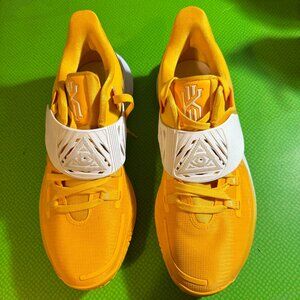 KYRIE LOW 3 YELLOW